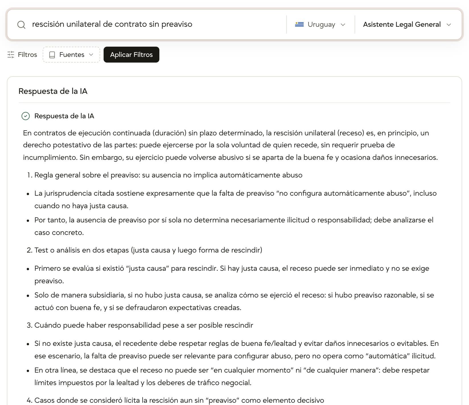 Búsqueda Legal con la consulta «rescisión unilateral de contrato sin preaviso» y la respuesta de la IA arriba de los resultados